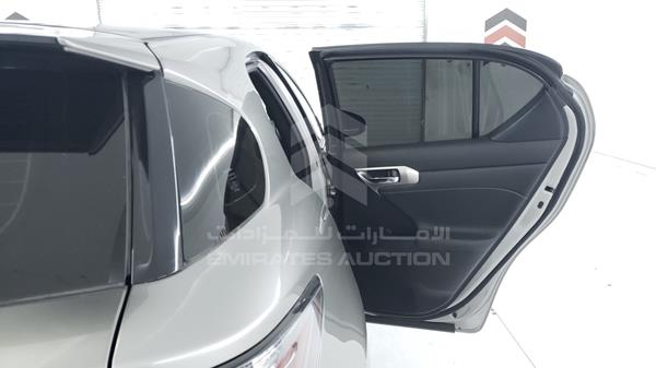 Lexus Ct 200 H 2017 JTHKD5BHXH2292879 Image 18
