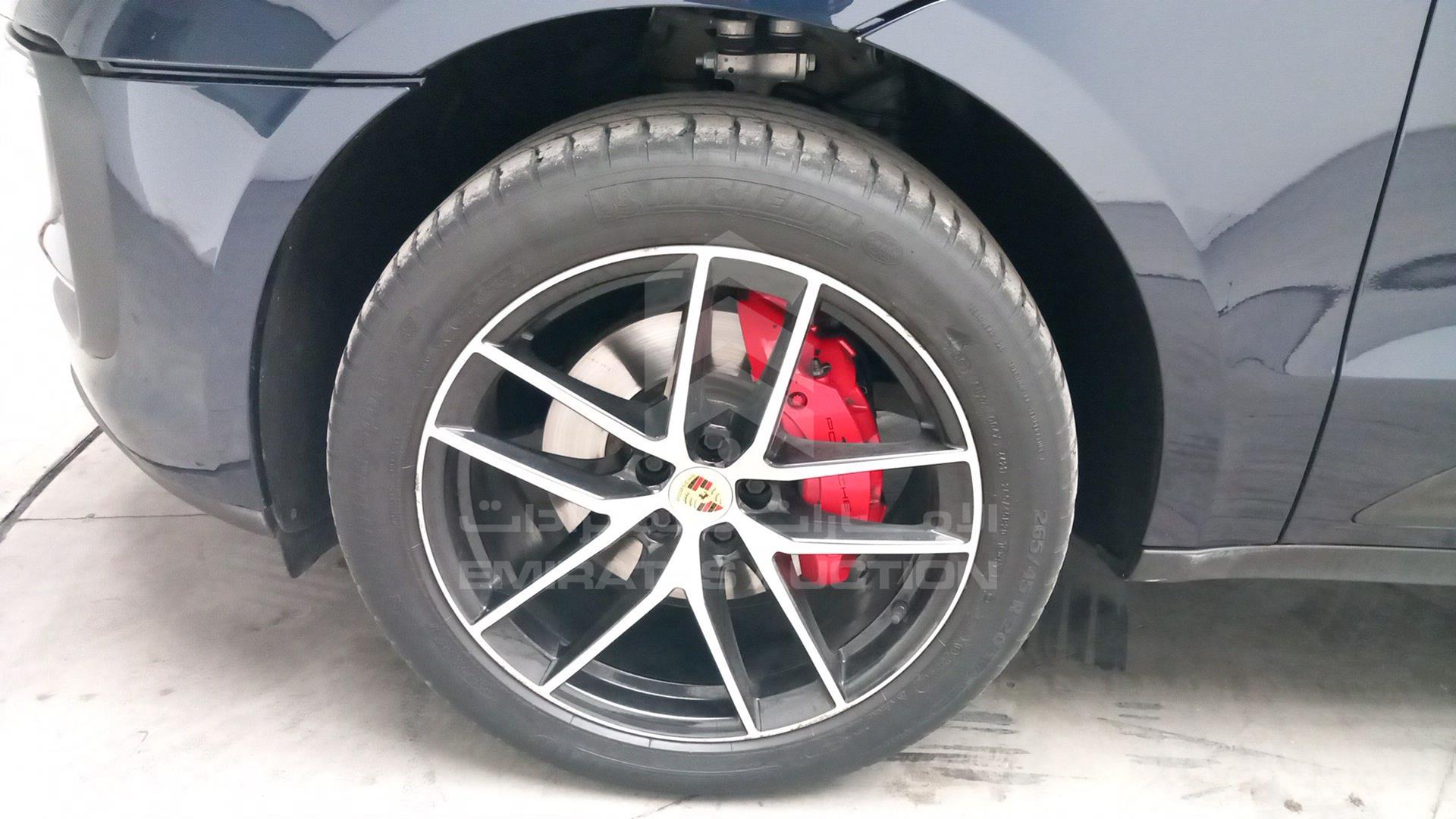 2022 PORSCHE MACAN VIN: WP1AA2A53NLB03067