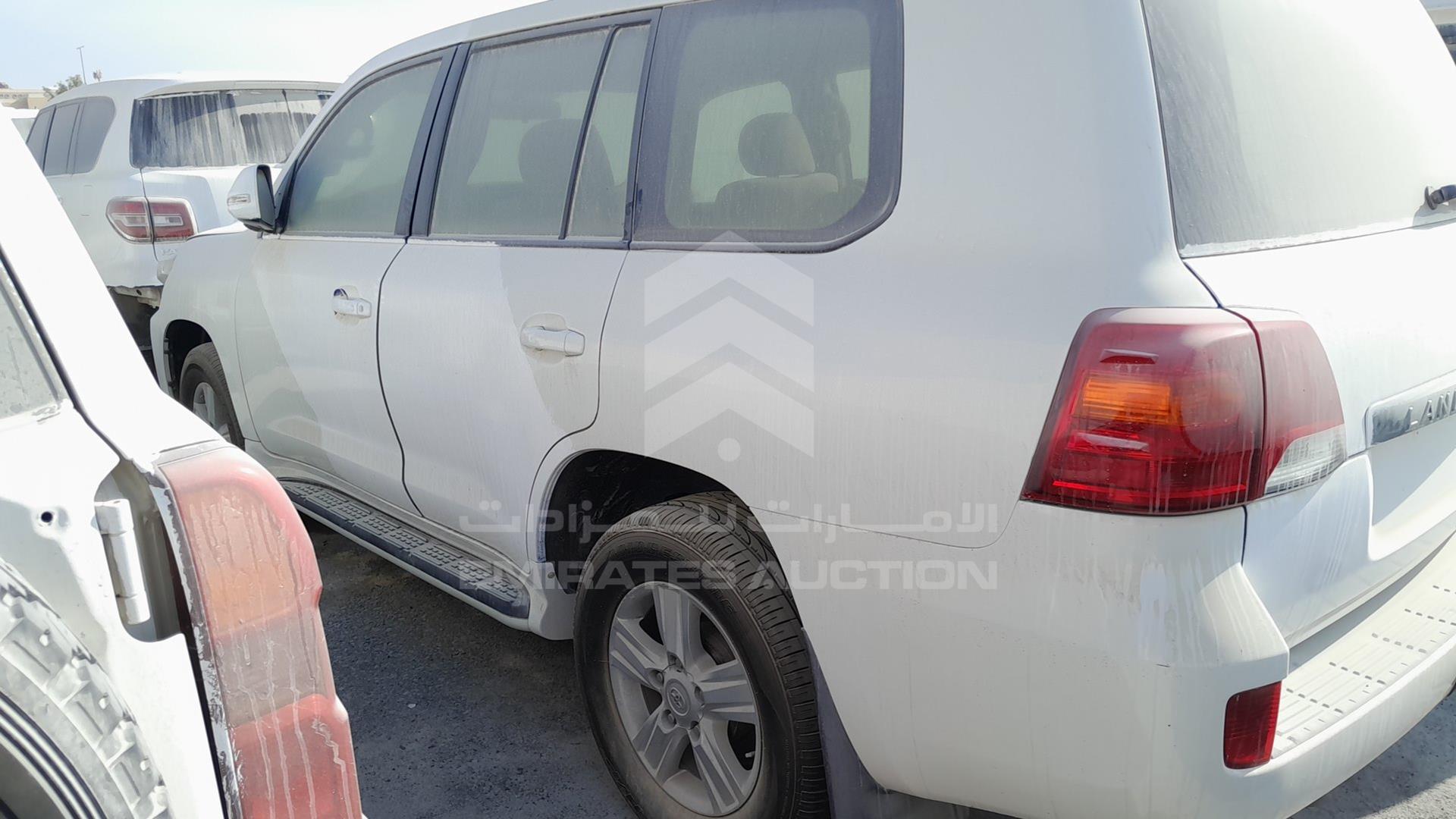 2014 TOYOTA LAND CRUISER VIN: JTMDU09J0E4094446