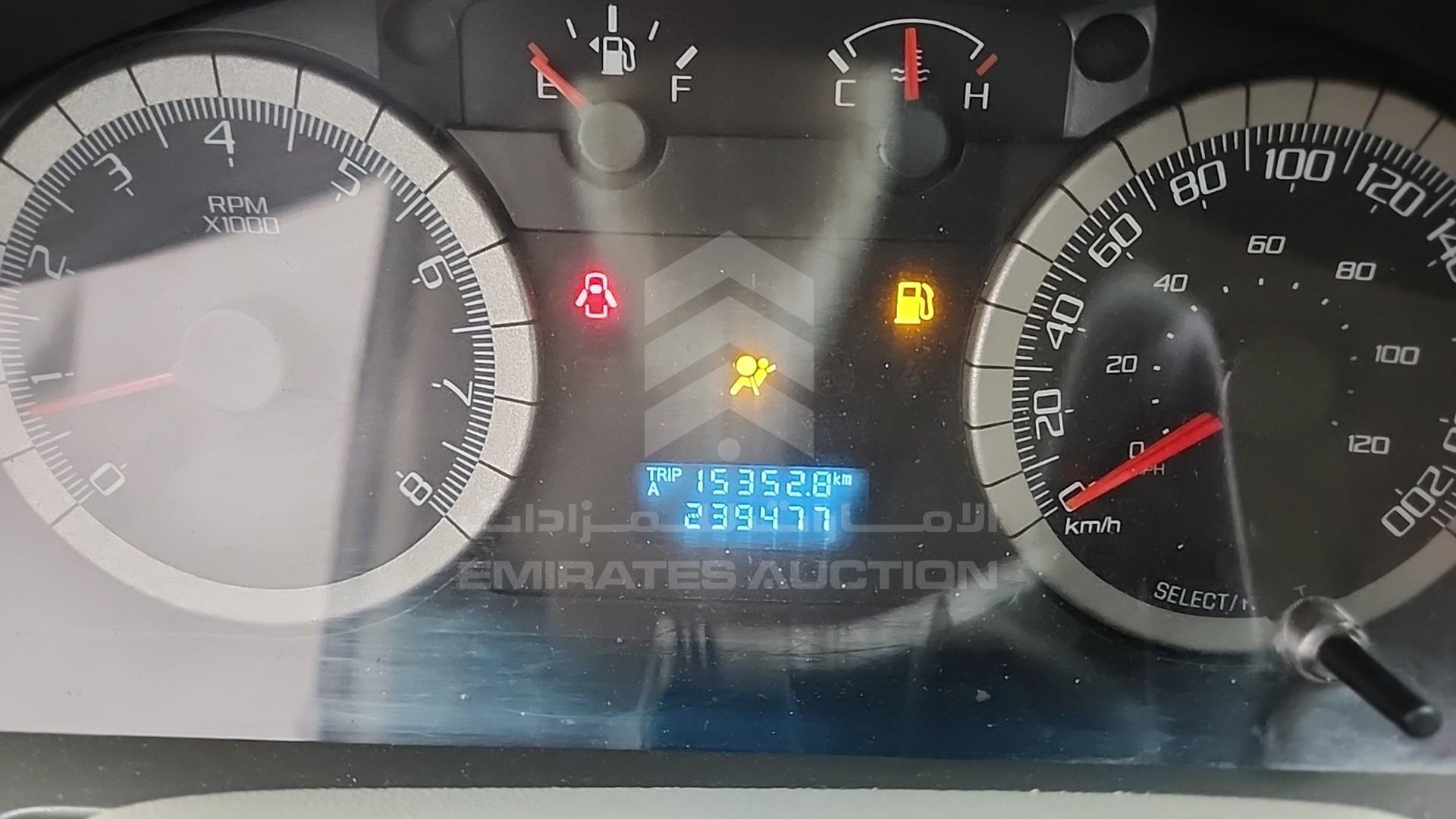 2008 FORD ESCAPE VIN: 1FMCU92198KA49463