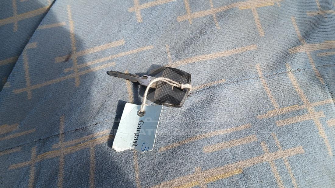2019 Mercedes Bus — Keys — Photo 5