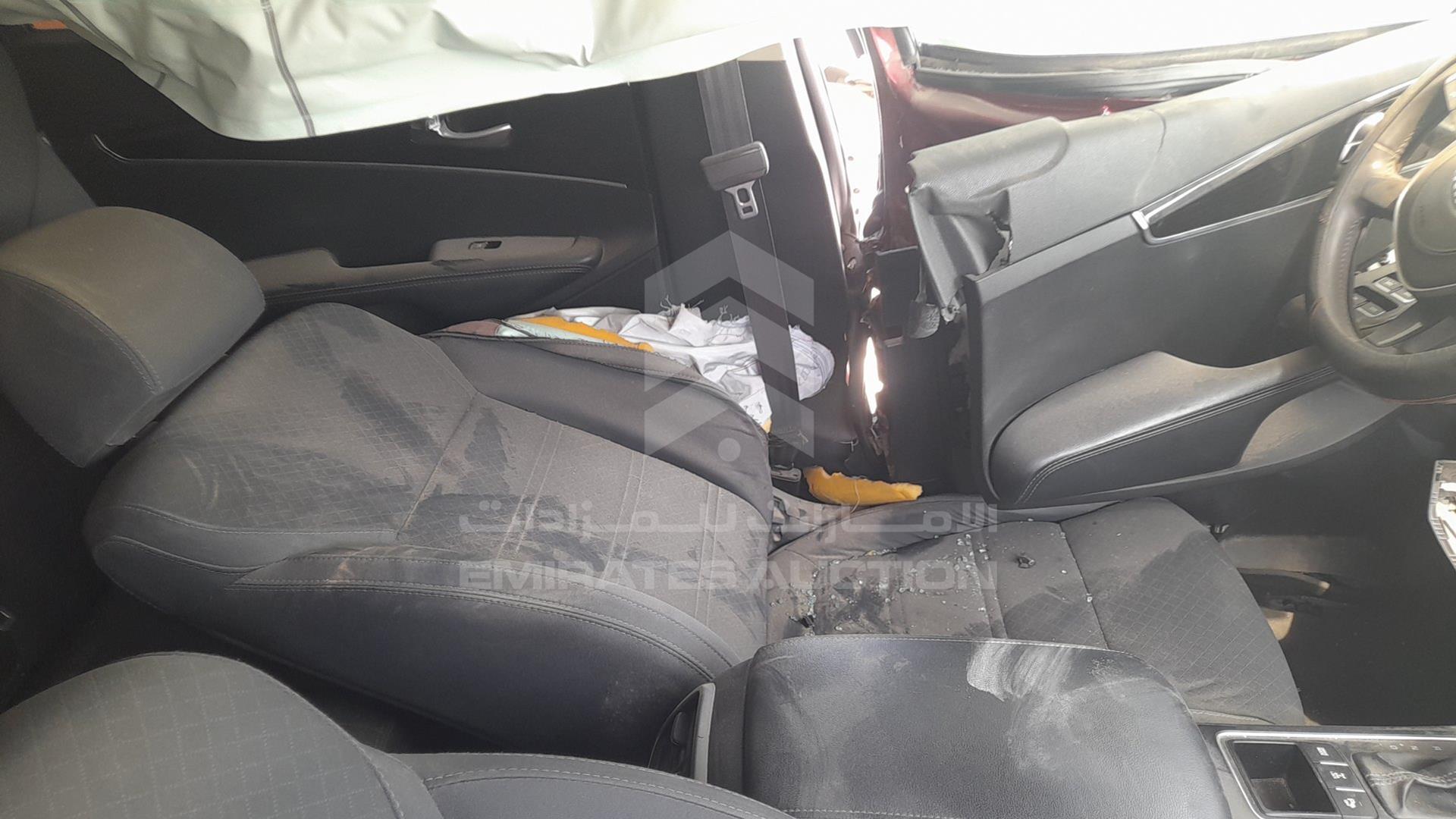 2019 KIA SORENTO VIN: 5XYPGDA54KG587151