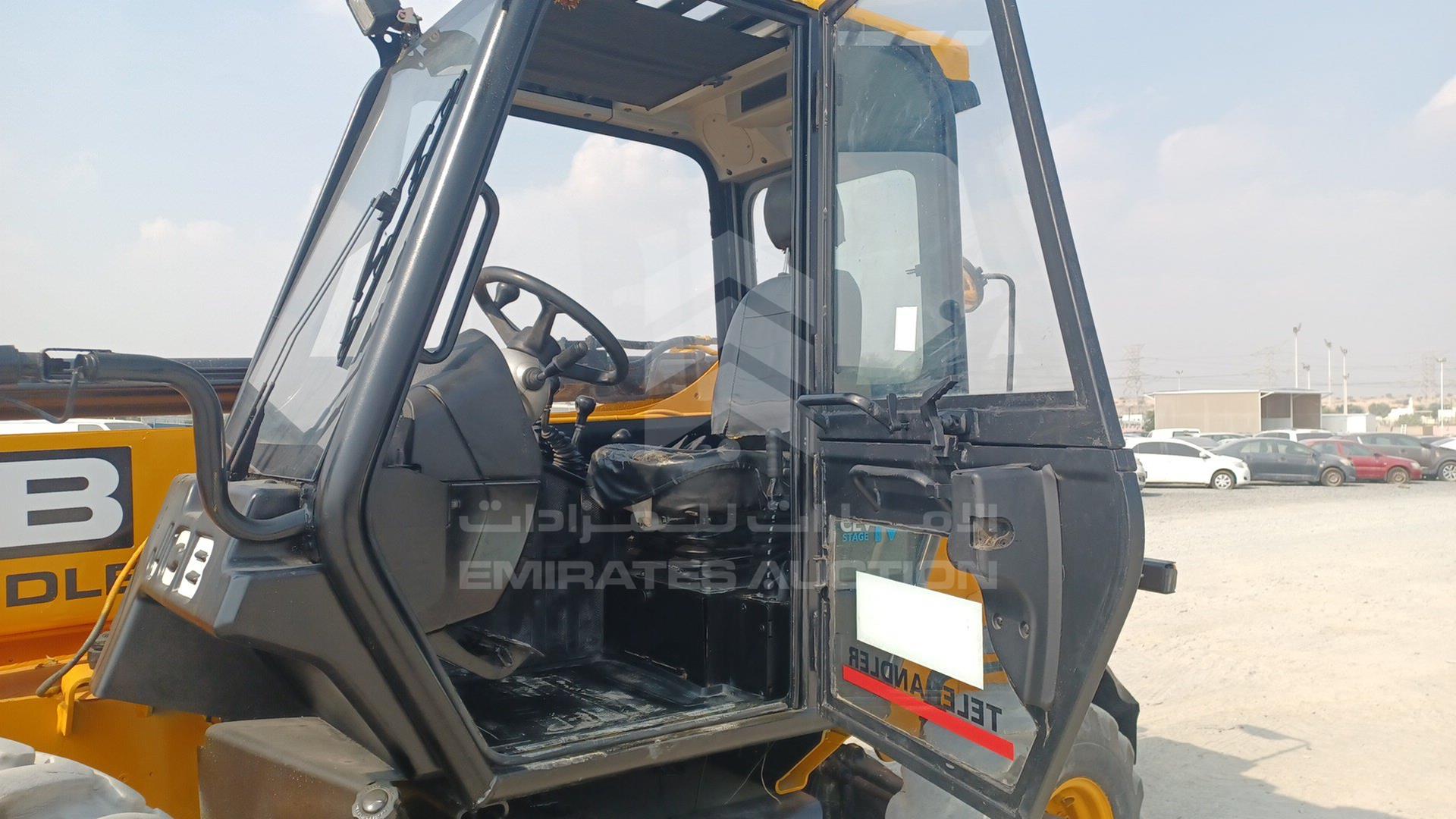 2022 JCB 530-110 VIN: RAJ5DD8MK03080638