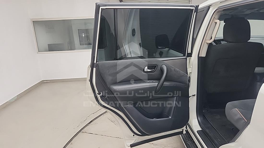 نيسان باترول 2019 — الباب الخلفي الأيسر — صورة 21