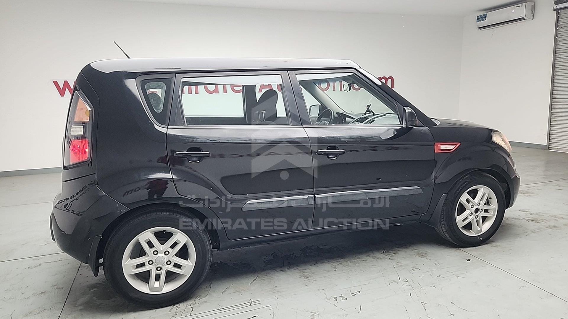 2012 KIA SOUL VIN: KNAJT8110C7323586