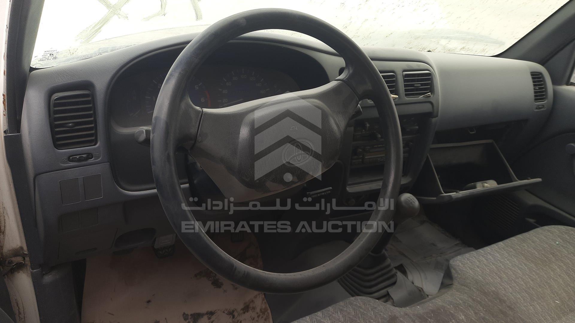 2004 TOYOTA HILUX VIN: JTFEM426740137615