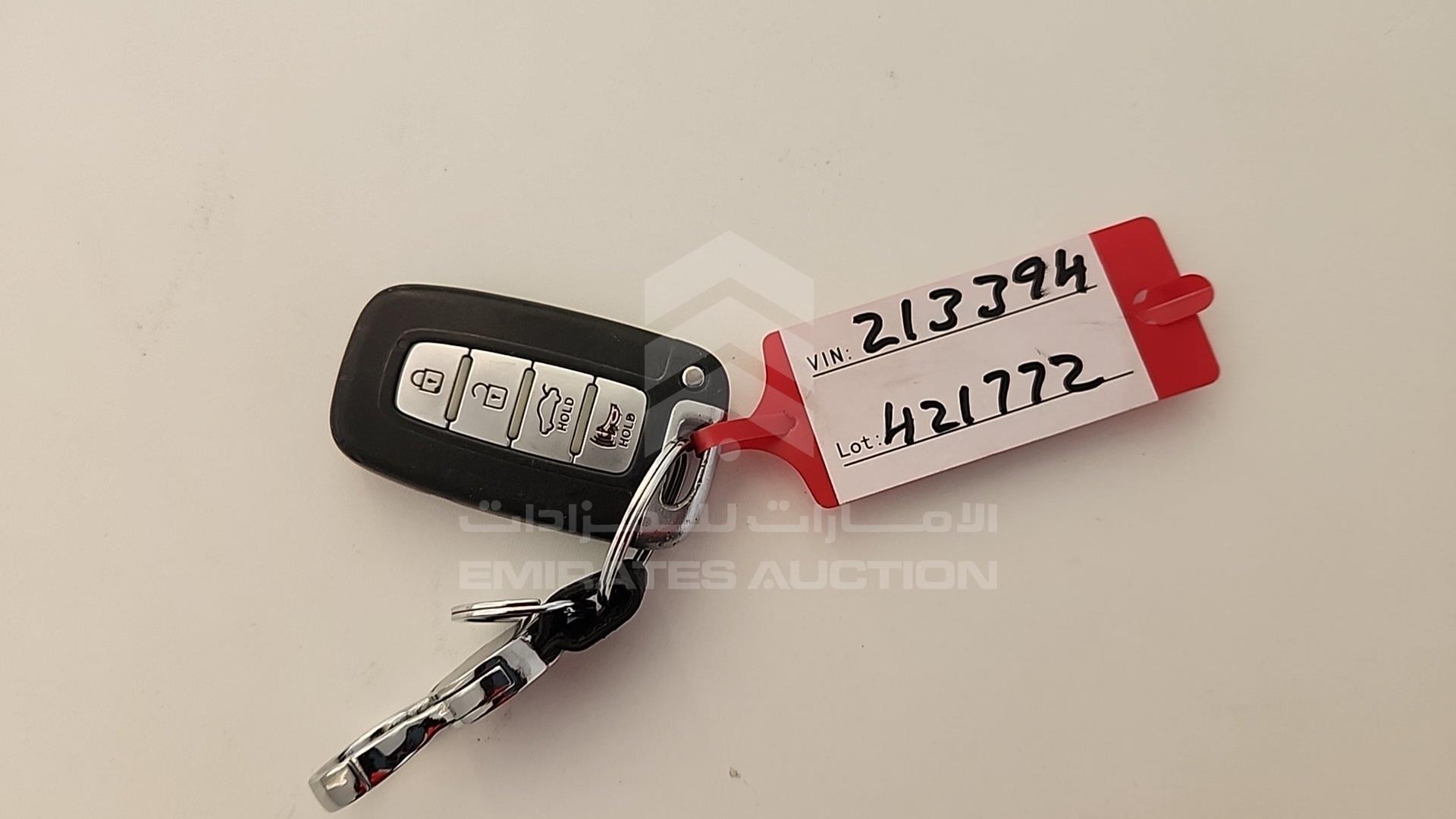 2011 HYUNDAI SONATA VIN: 5NPEC4ACXBH213394