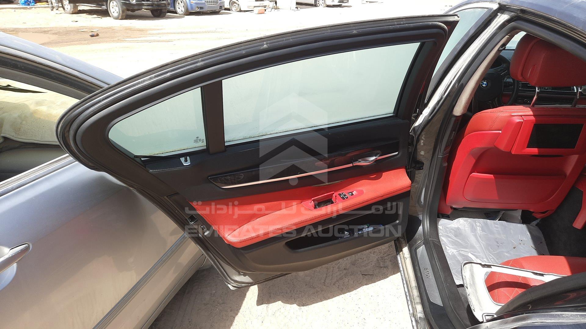 2010 BMW 316 VIN: WBAKB2105AC411033