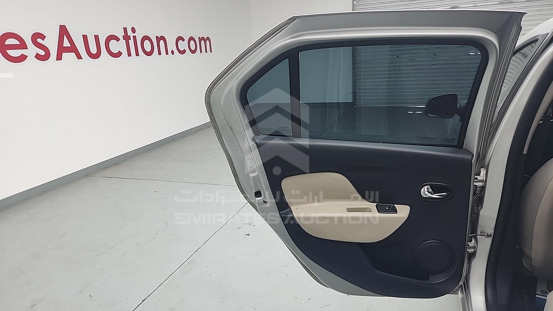 2017 RENAULT SYMBOL VIN: VF14SRAB6HT518798