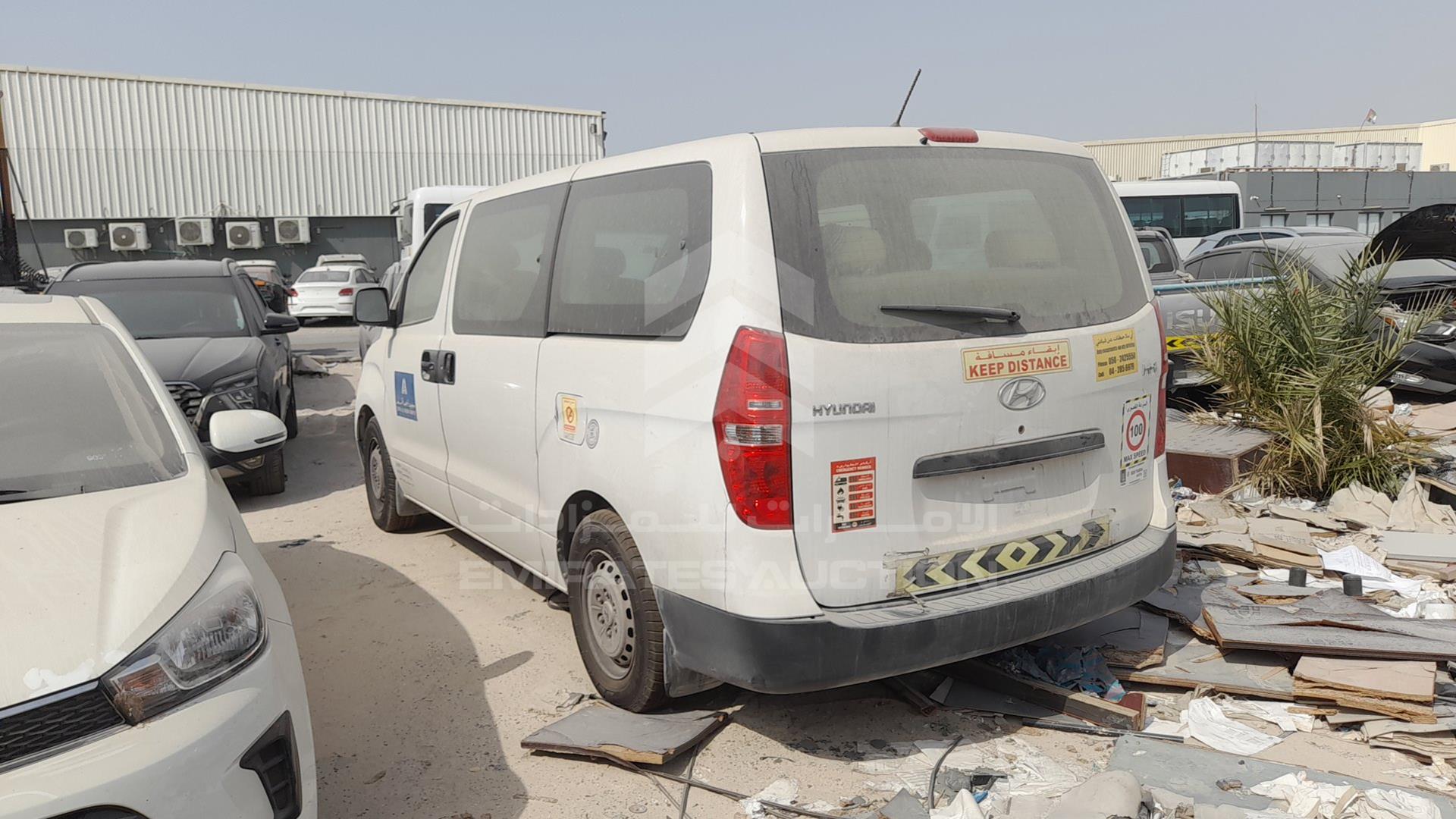 2016 HYUNDAI H1 VIN: KMJWA37R0GU779183