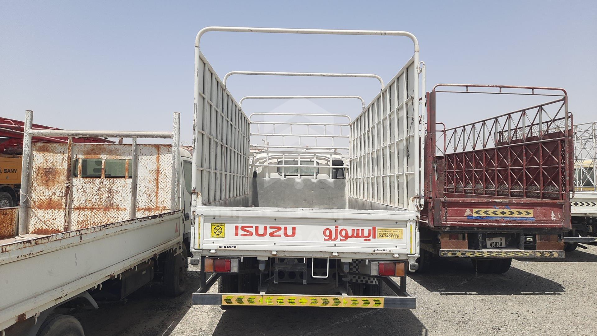 2014 ISUZU REWARD NP VIN: JAAKP34H2E7P03112