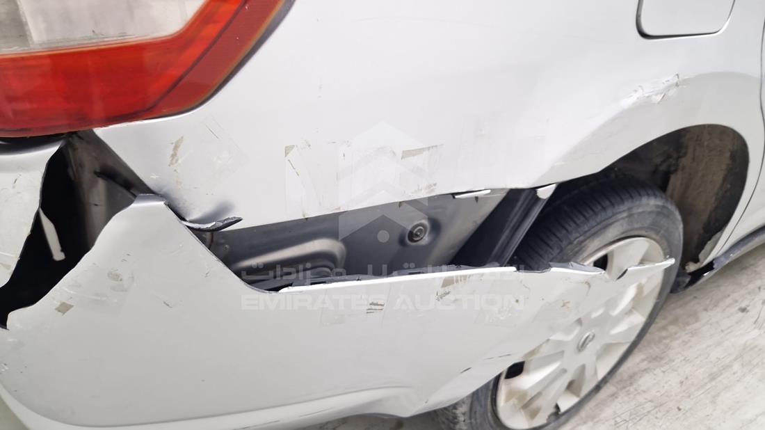2007 Nissan Tiida — Dent — Photo 34