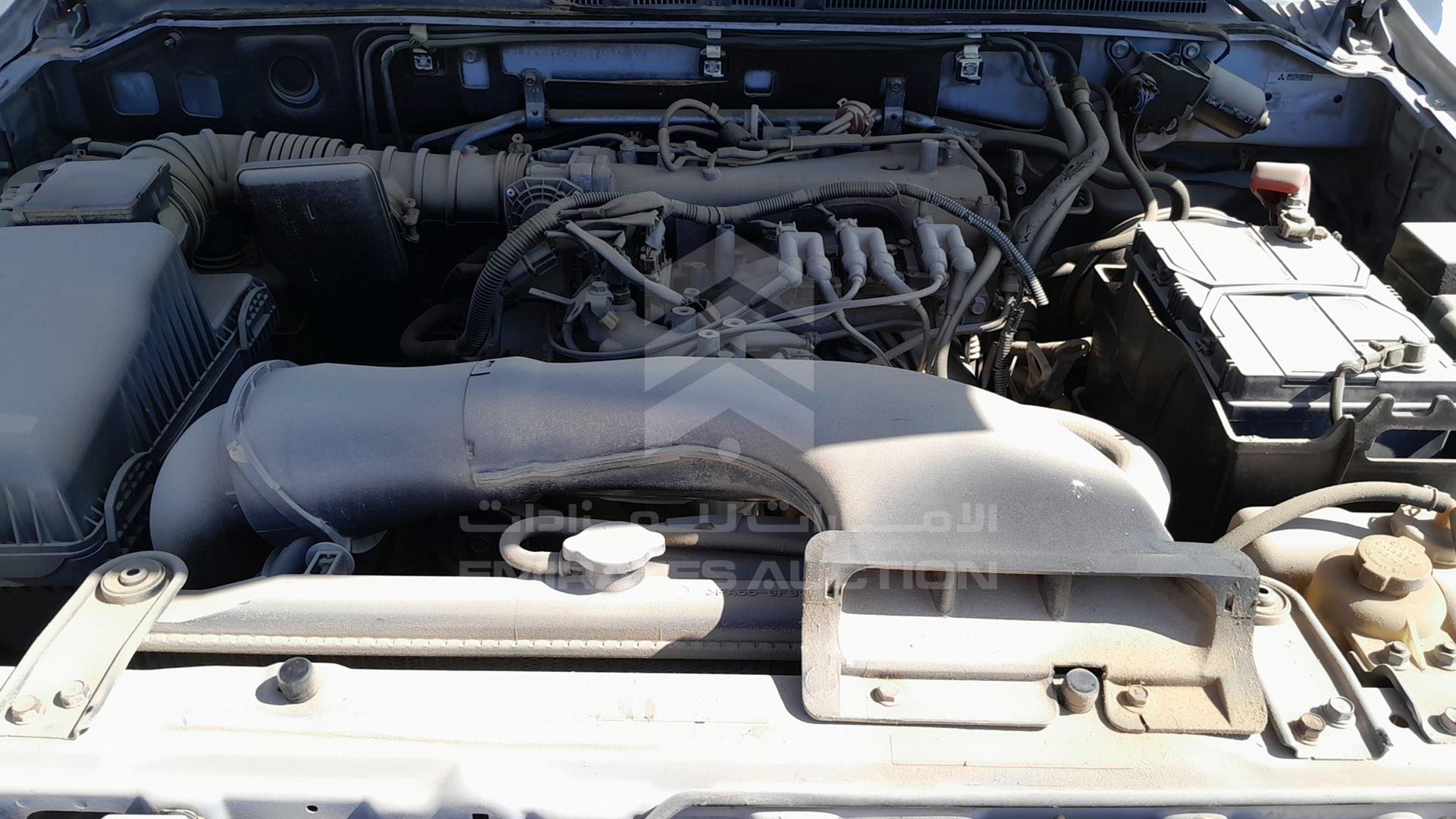 2006 MITSUBISHI PAJERO VIN: JMYMRV63W6J709529