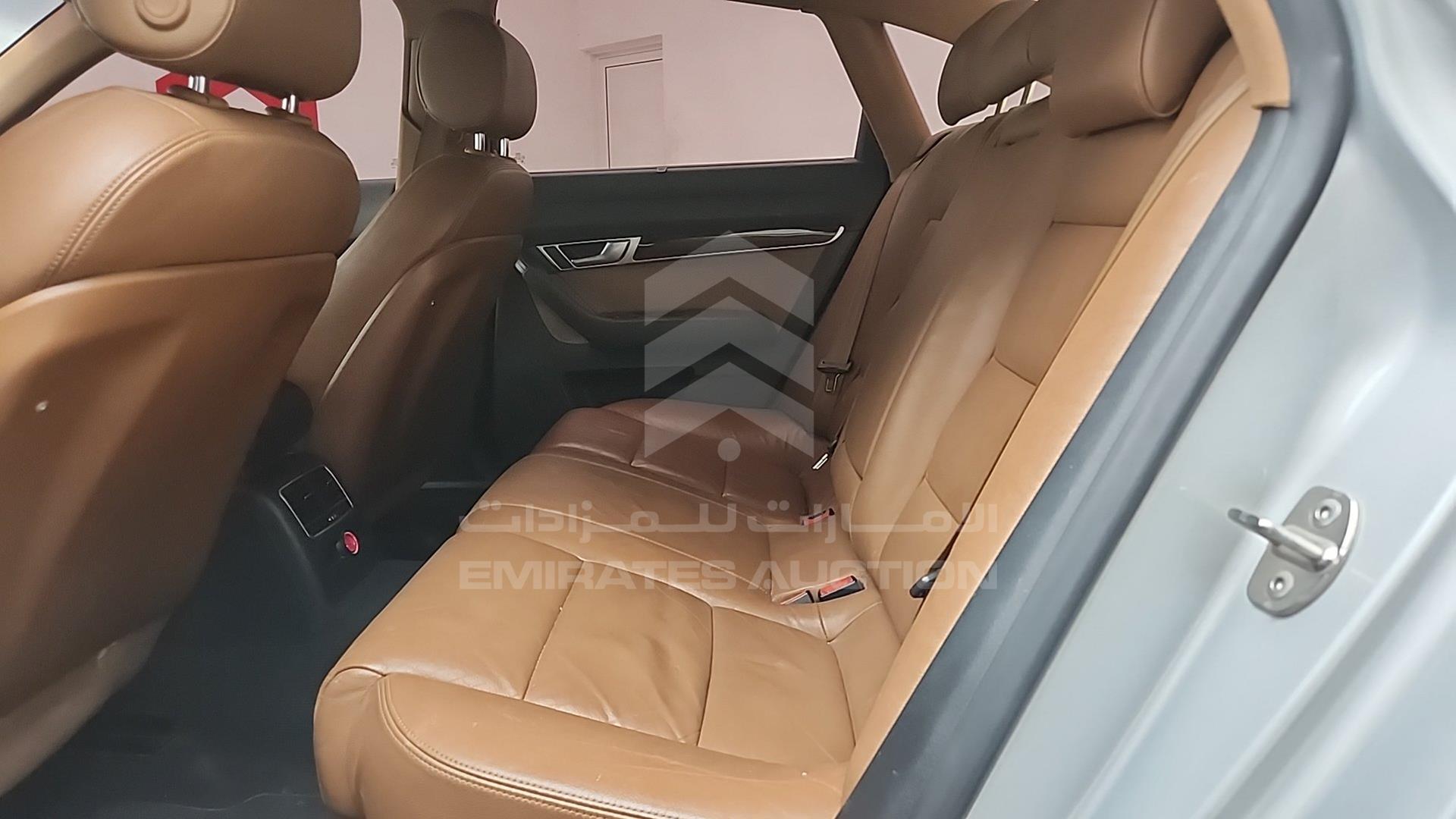 2010 AUDI A6 VIN: WAUAFC4FXAN028828
