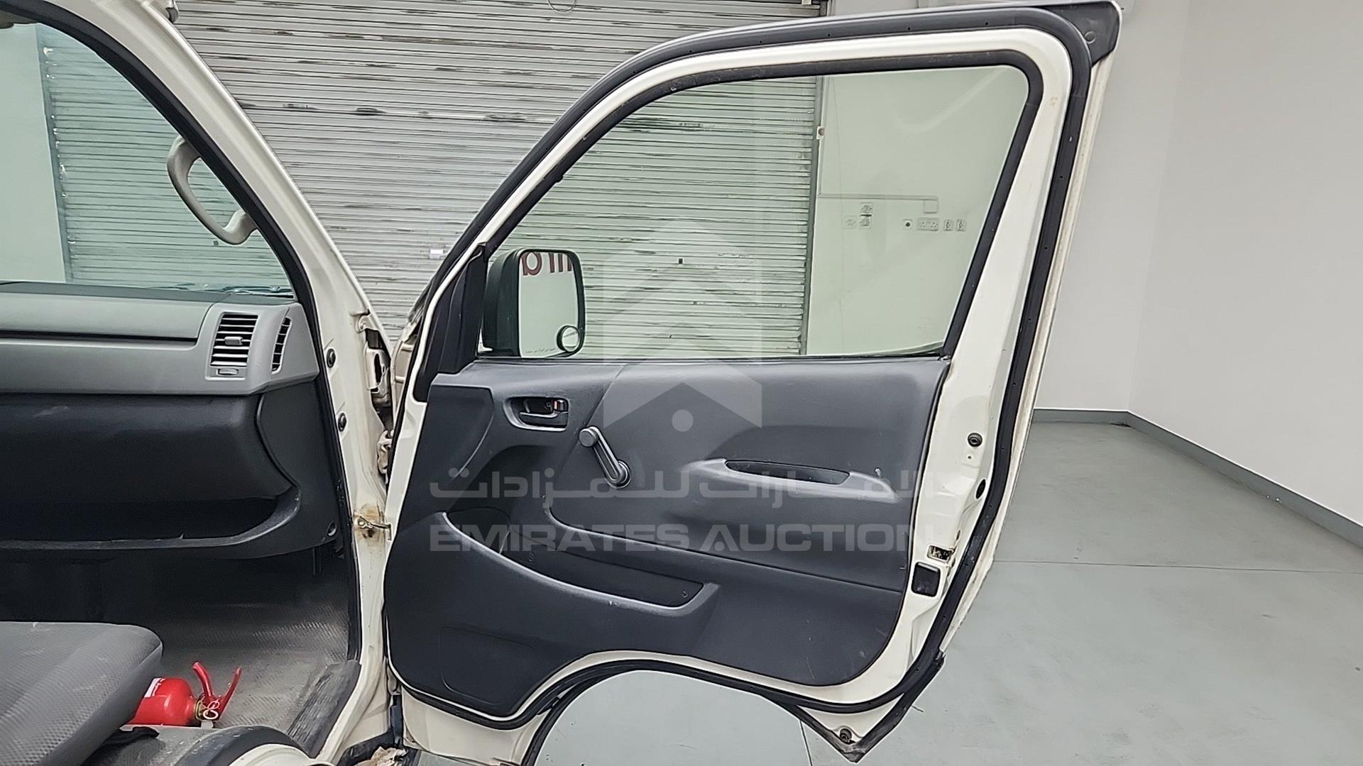 2013 TOYOTA HIACE VIN: JTFPX22P5D0042032
