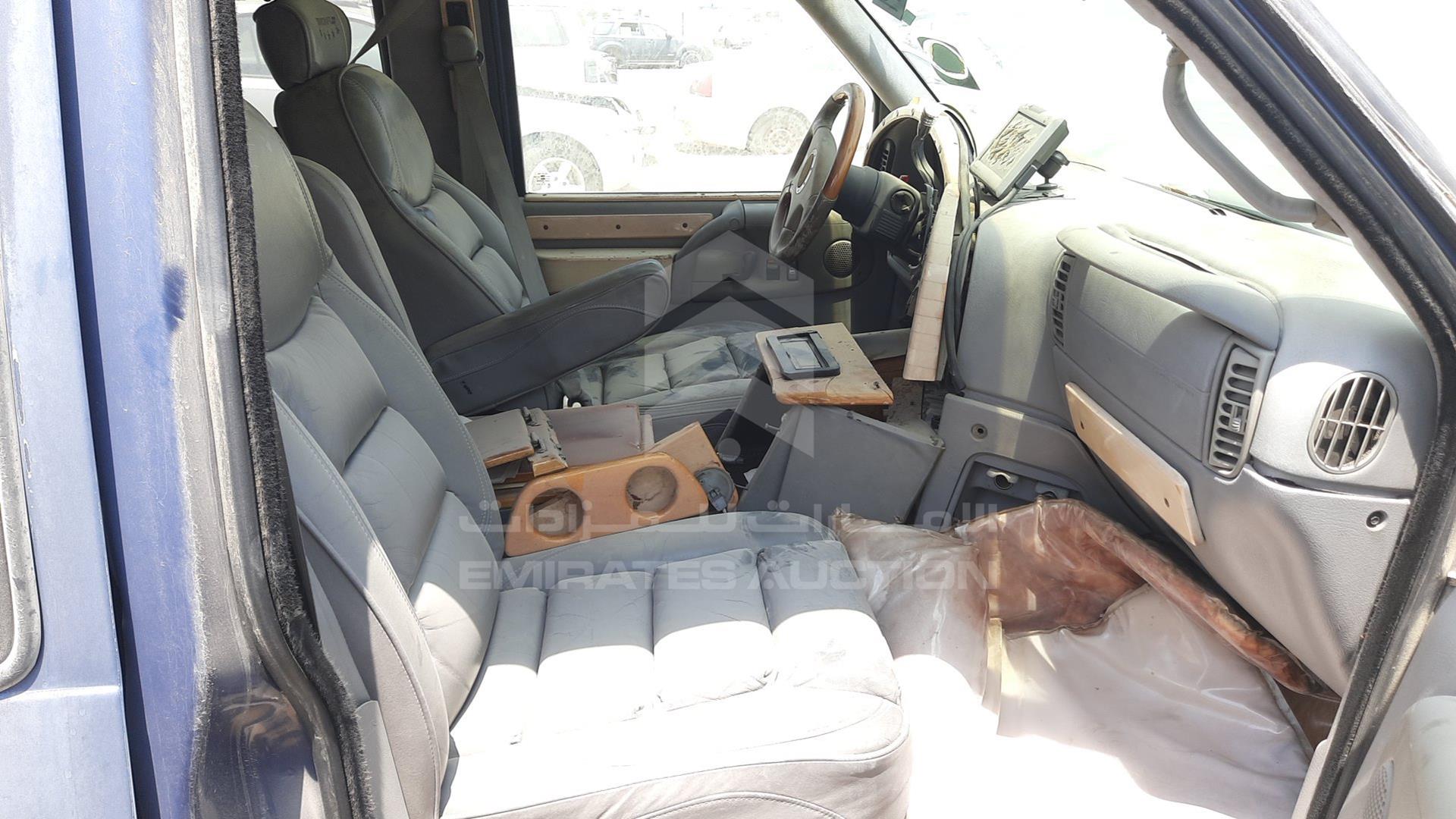 1997 CHEVROLET ASTRO VIN: 1GBDM19WXVB116678