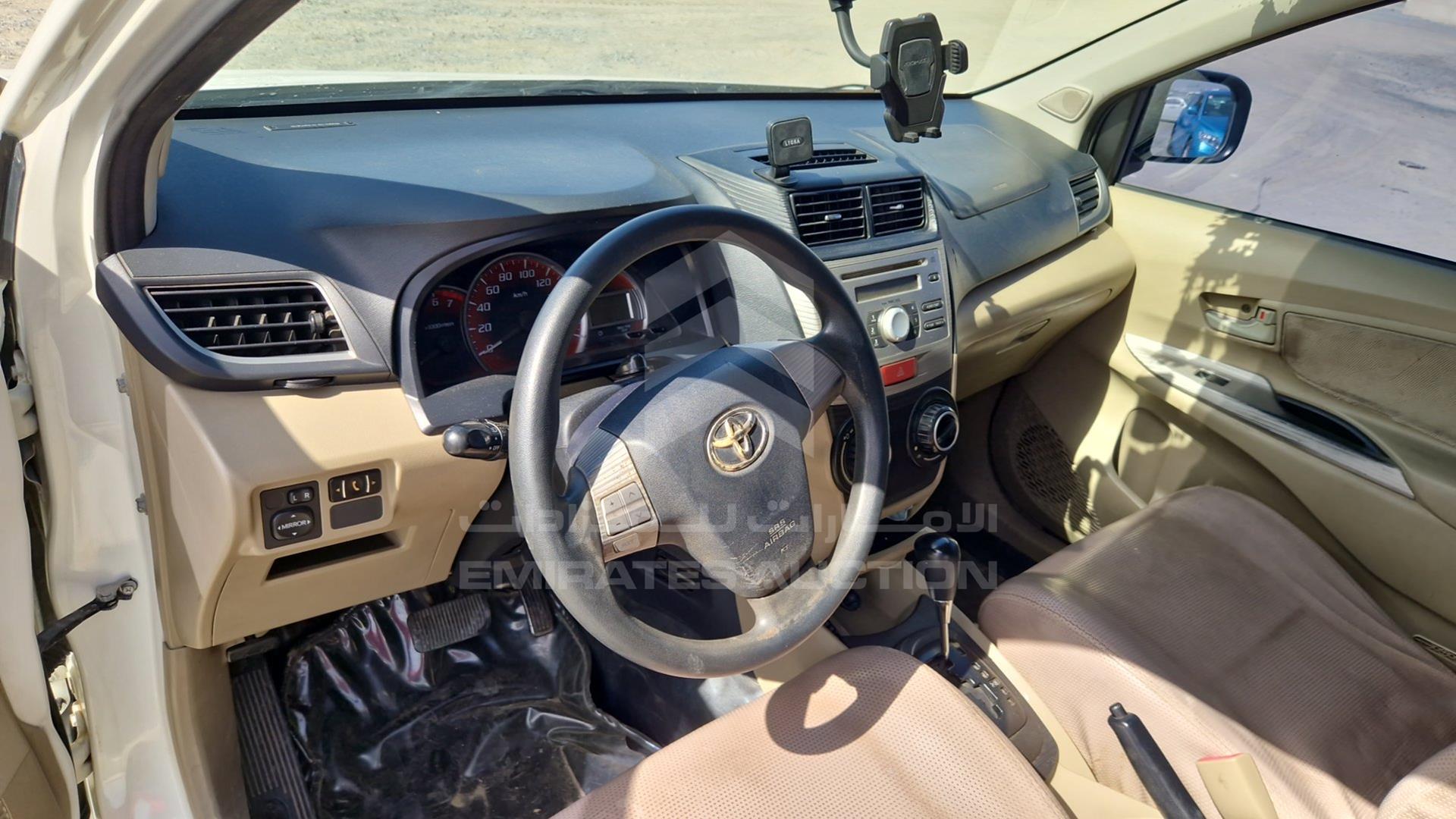 2015 TOYOTA AVANZA VIN: MHKMC13F4FK015618