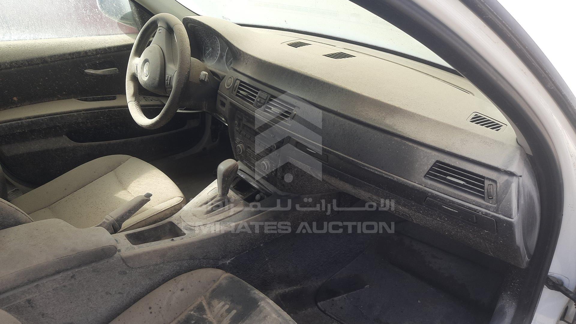 2010 BMW 320I VIN: WBAPG5102AA588434