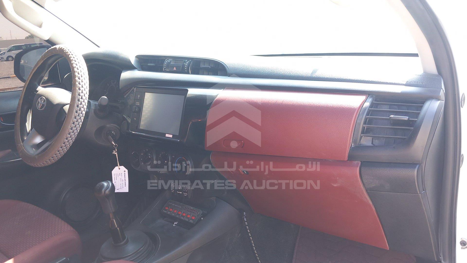2023 TOYOTA HILUX VIN: MR0DB9CDXP5002142