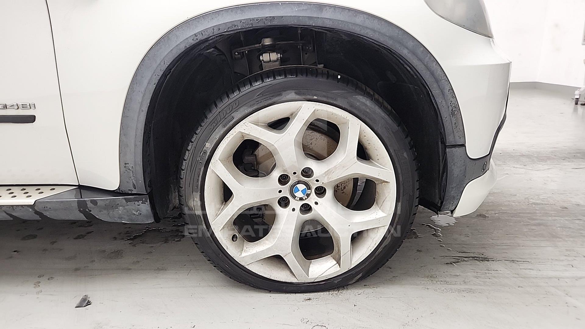 2009 BMW X5 VIN: WBAFE81029L097798