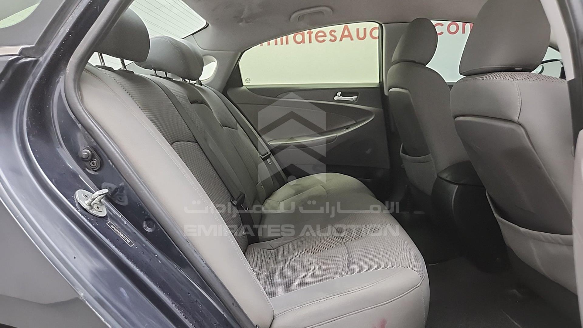 2013 HYUNDAI SONATA VIN: 5NPEB4AC5DH513740