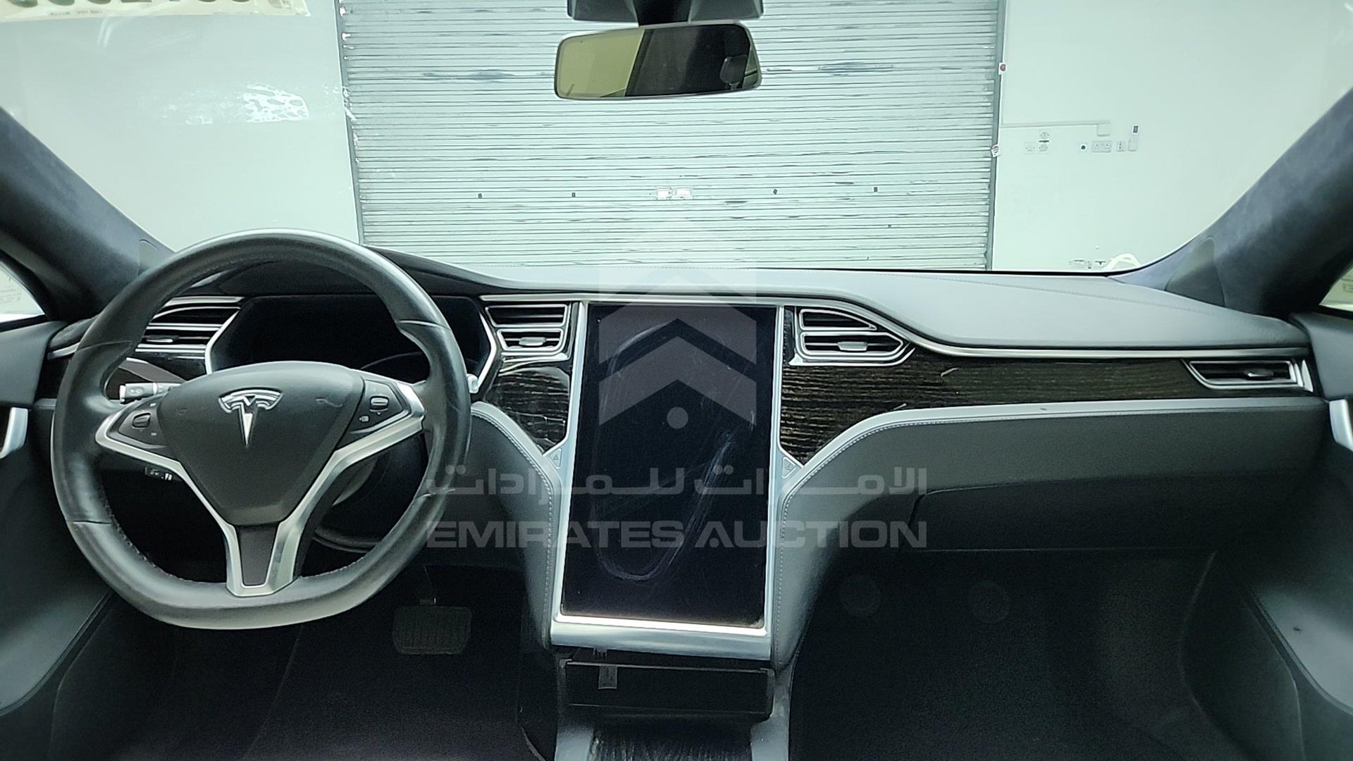 2018 TESLA MODEL S VIN: 5YJSA7E22JF237780