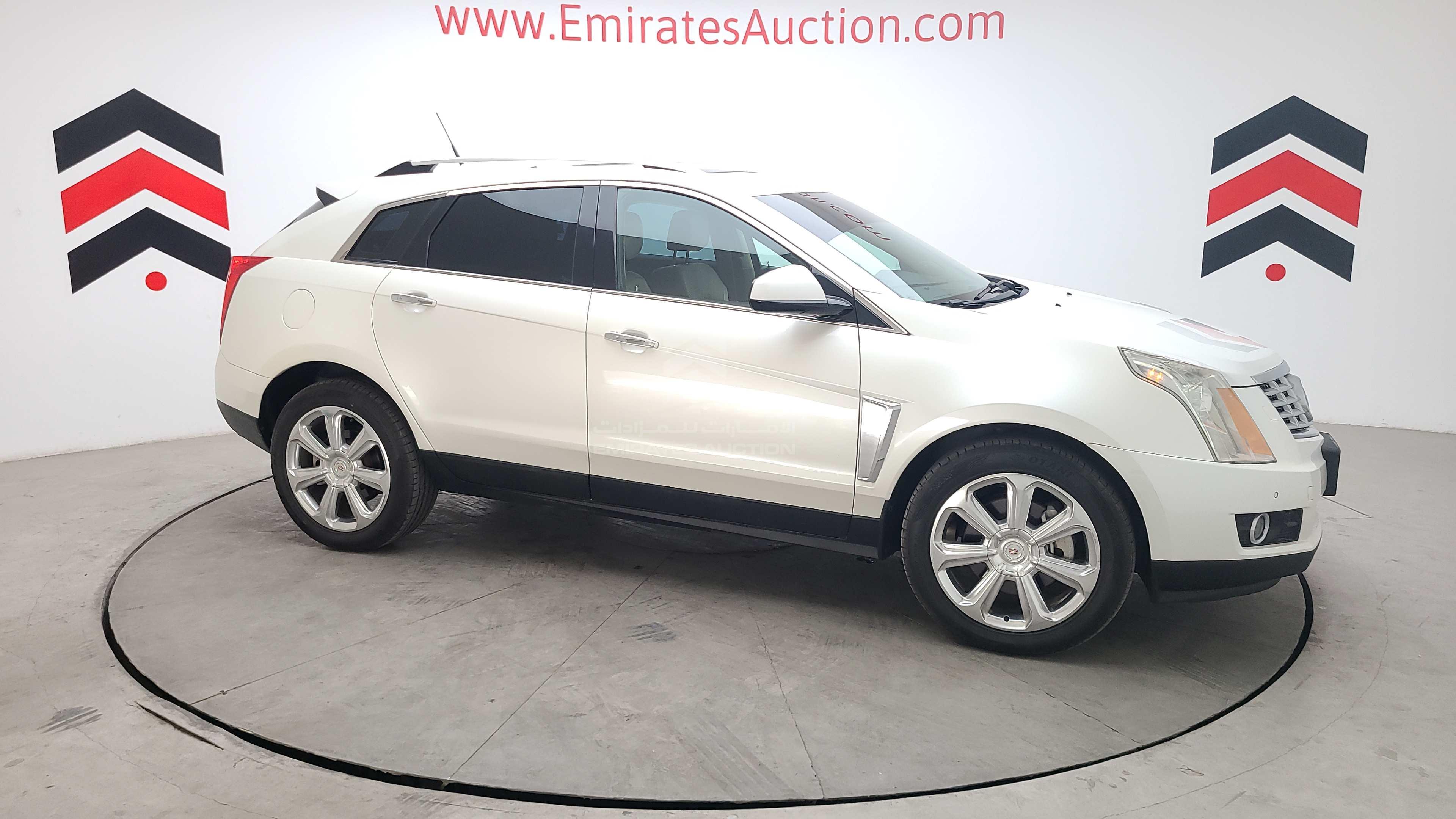 3GYFN9E32FS556311 - 2015 Cadillac SRX - #428187