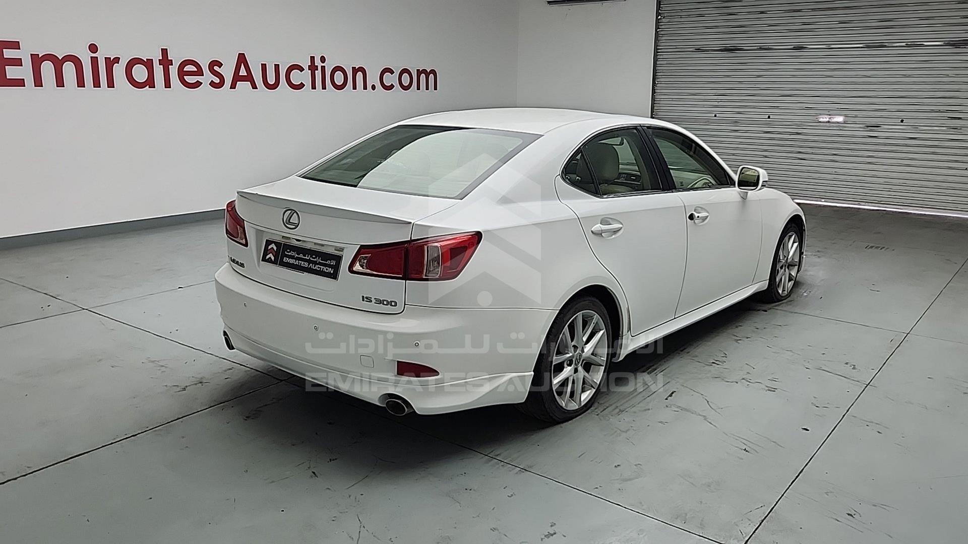 2013 LEXUS IS300 VIN: JTHBG2629D5003494