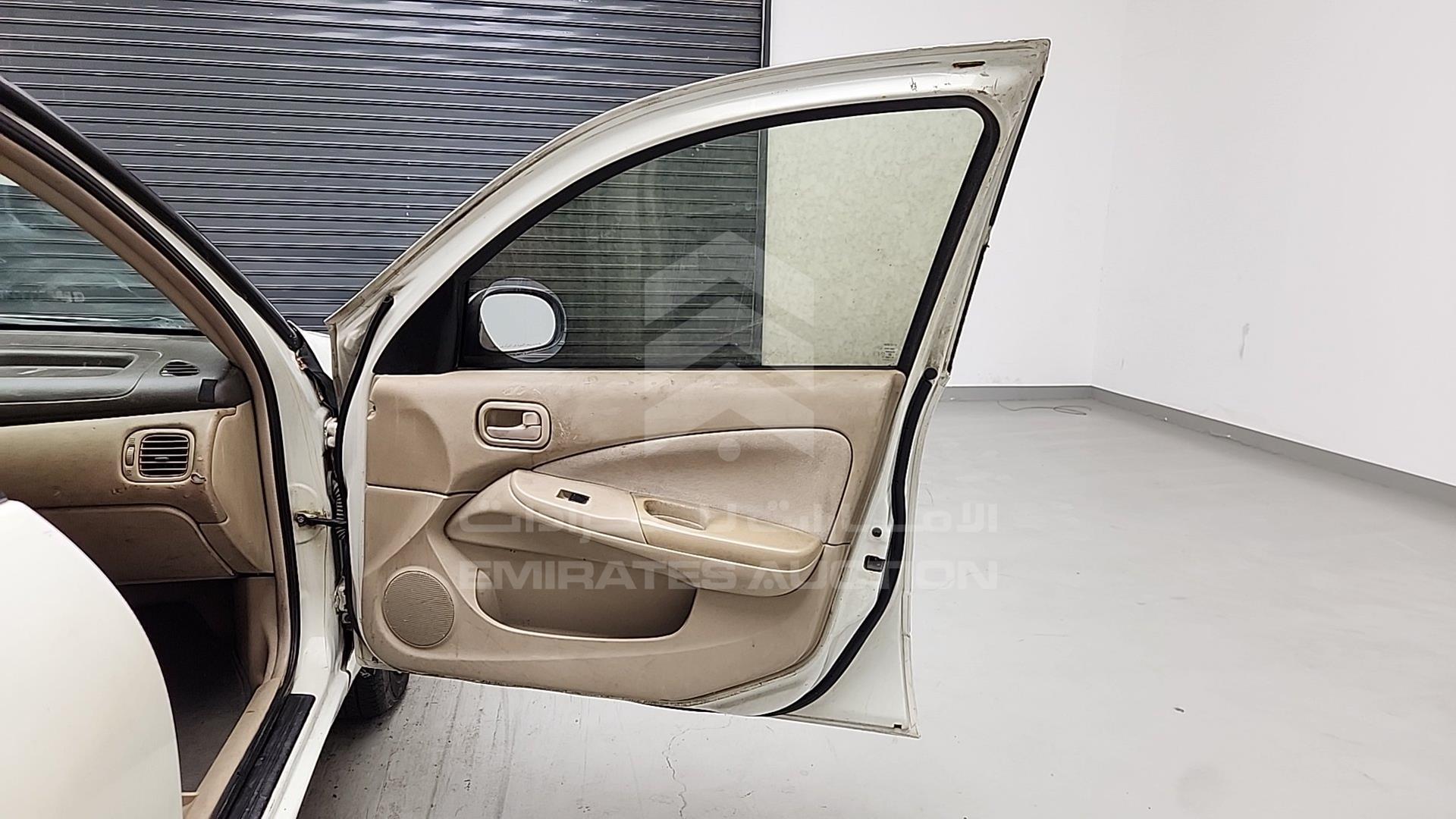 2003 NISSAN SUNNY VIN: JN1BN61C53W002546