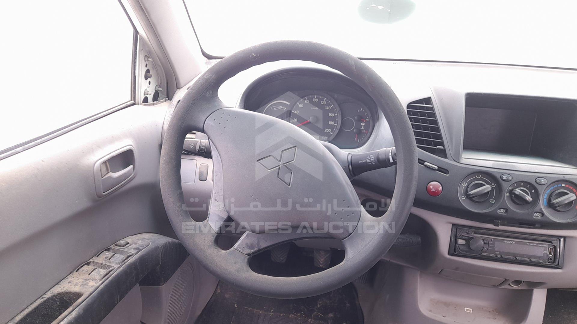 2013 MITSUBISHI L 200 VIN: MMBJNKA50DD019912