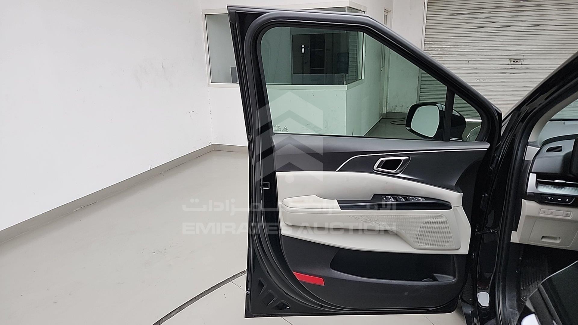 2022 KIA CARNIVAL VIN: KNDNB4H32N6132221
