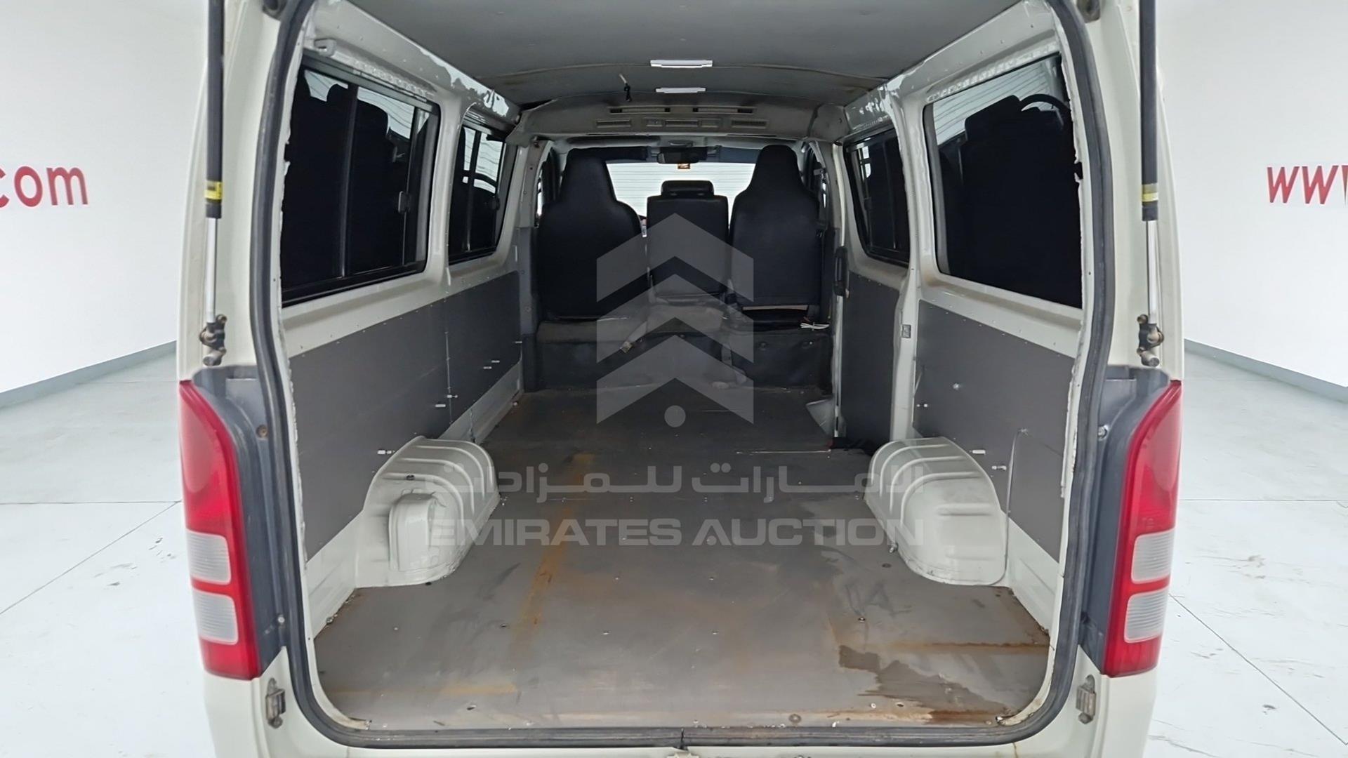 2007 TOYOTA HIACE VIN: JTGJX02PX75006785