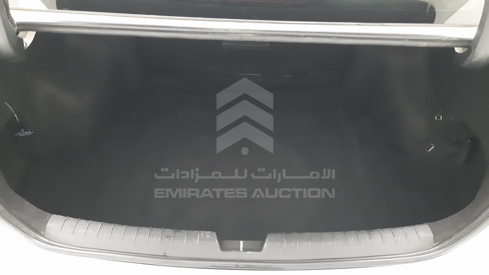 2016 HYUNDAI SONATA VIN: KMHE241G1GA122482