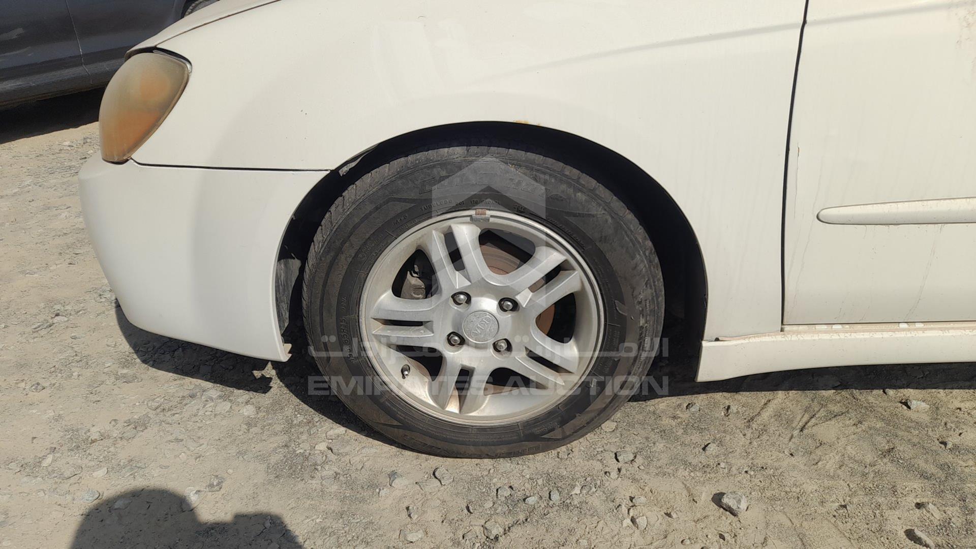 2006 KIA CERATO VIN: KNAFE222565244774
