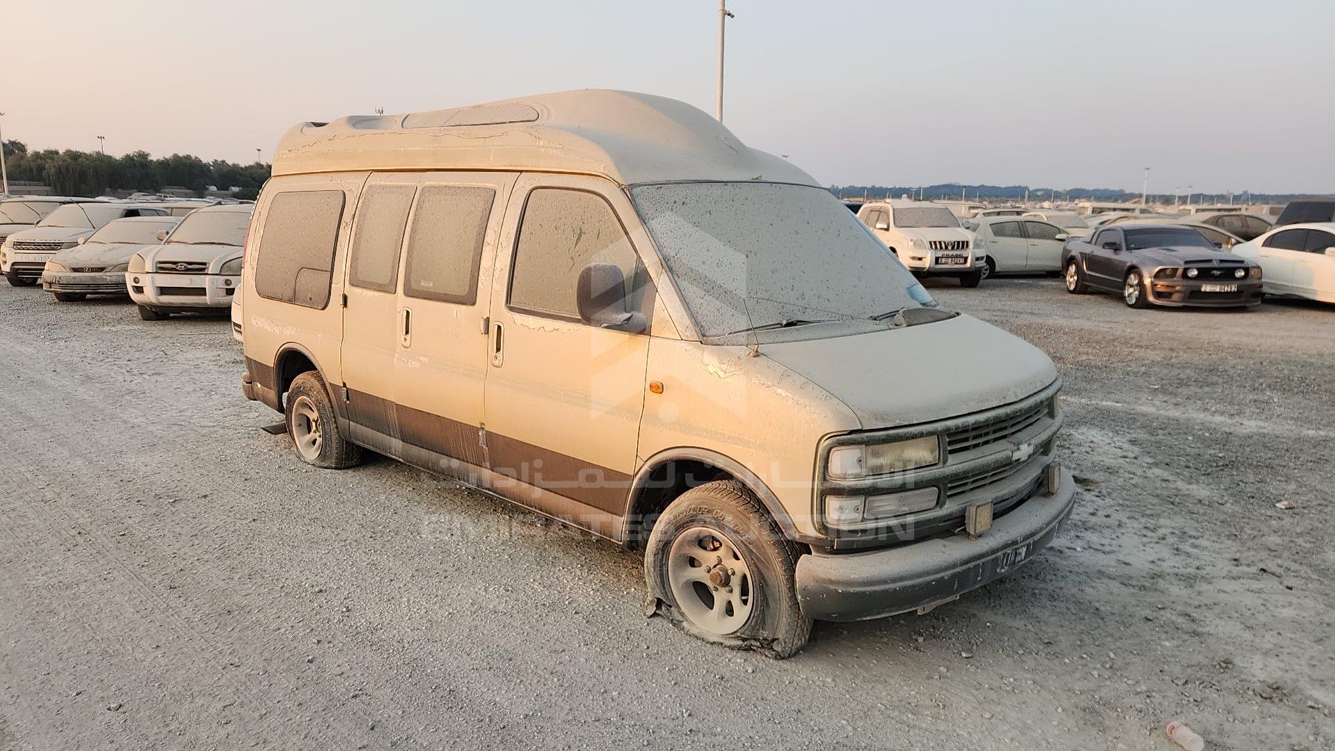 1998 CHEVROLET EXPRESS VIN: 1GCEG15M1W1073674