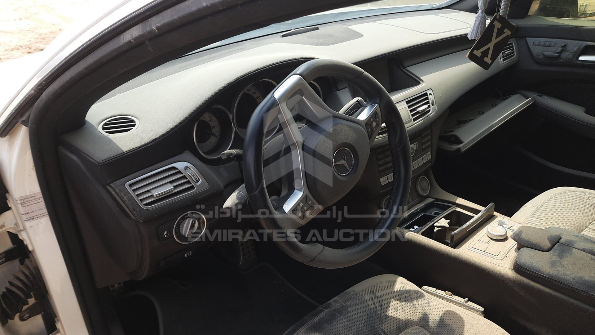 0 MERCEDES --- VIN: WDDLJ7DB2CA045802