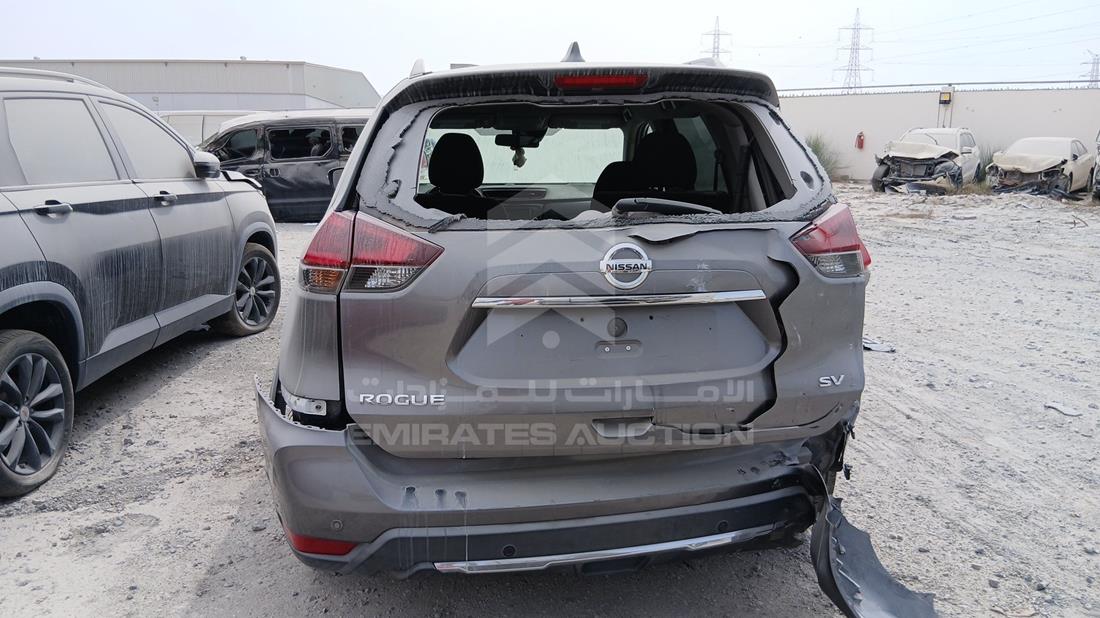 2020 Nissan Rogue — Rear View — Photo 7