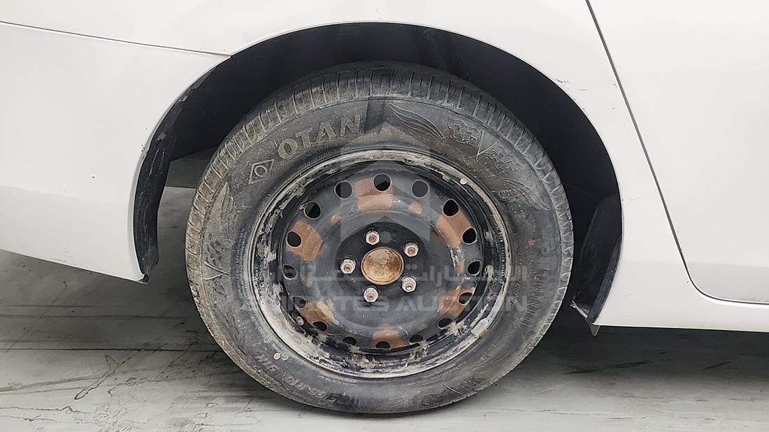 2014 Nissan Sentra — Rear Right Tyre — Photo 35