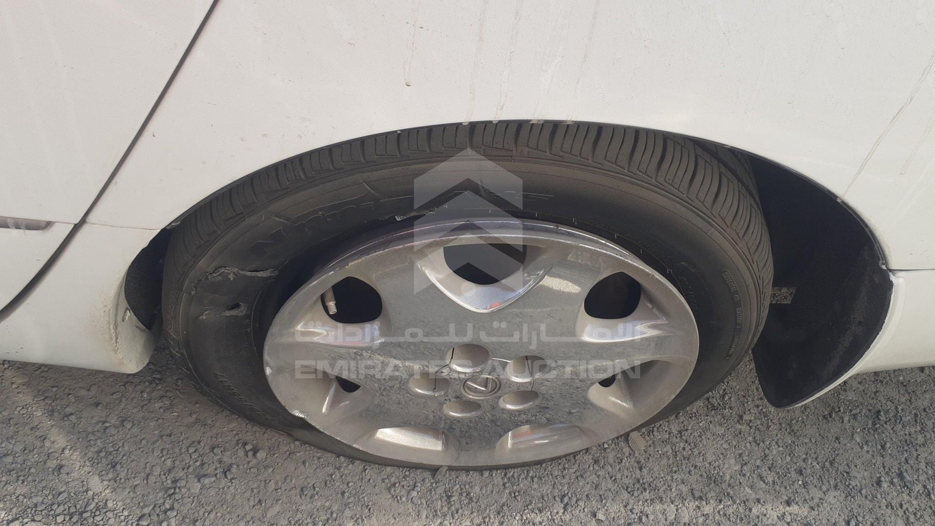 2001 LEXUS LS 430 VIN: JTHBN30F010048159