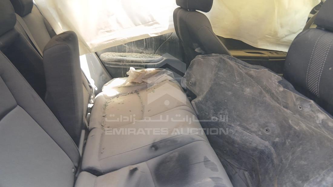 هوندا سيفيك 2018 — زاوية الراكب الخلفي اليمنى — صورة 20