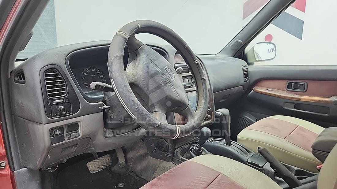 1998 Nissan Pathfinder — Front Left Driver Dashboard View — Photo 11