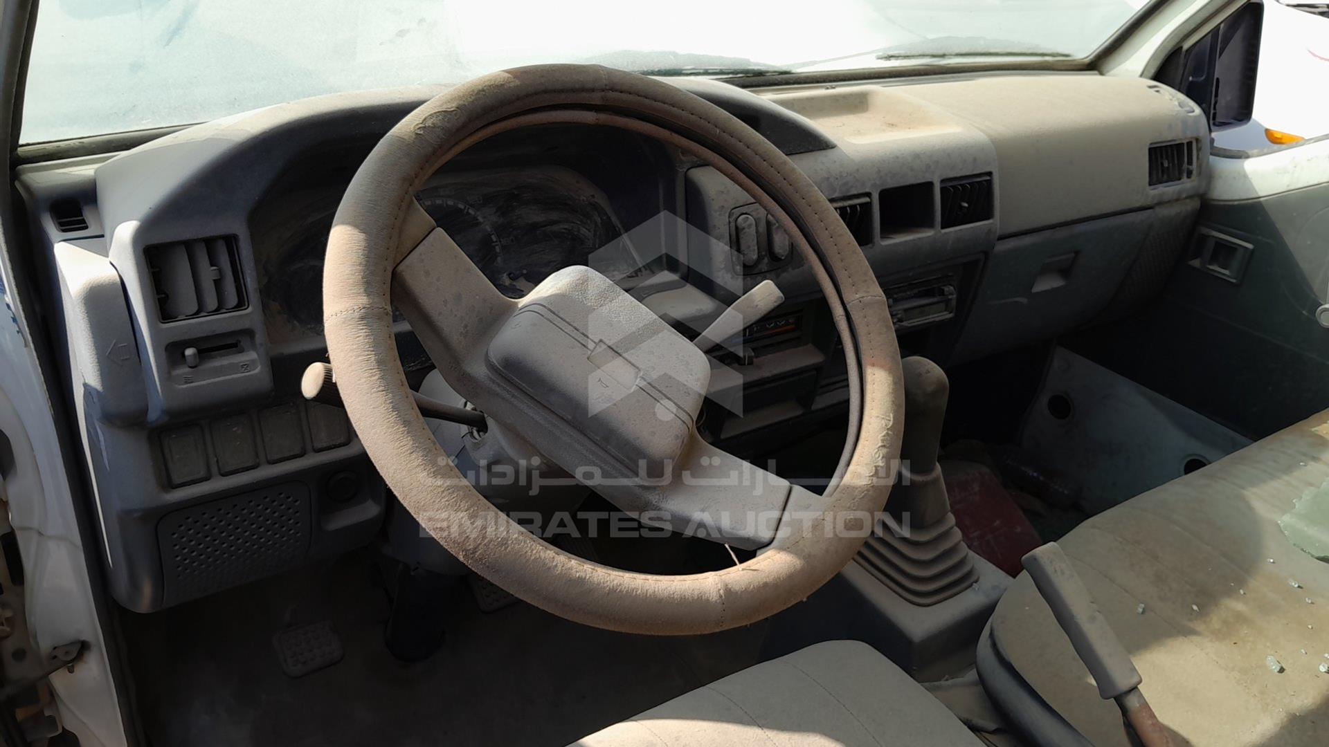 2004 MITSUBISHI L 300 VIN: JMYGNP03V5A770856