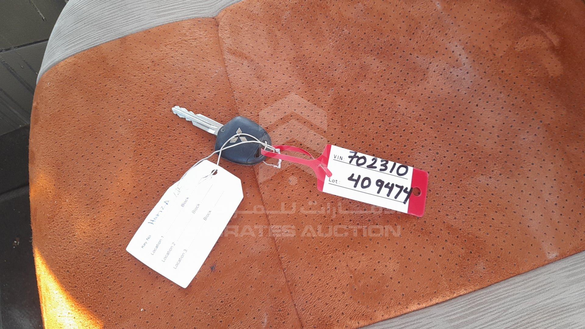2013 MITSUBISHI PAJERO VIN: JMYLRV95WDJ702310