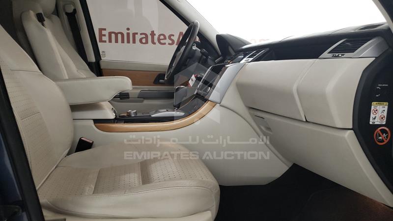 VIN: SALLSAA348A137642 Auction: EmiratesAuction Lot: 405787 VIN: SALLSAA348A137642 Range Rover Sport 2008 BLUE Photo 30