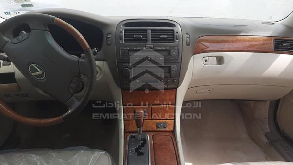 Lexus LS 430 2001 JTHBN30FX10033264 Image 5