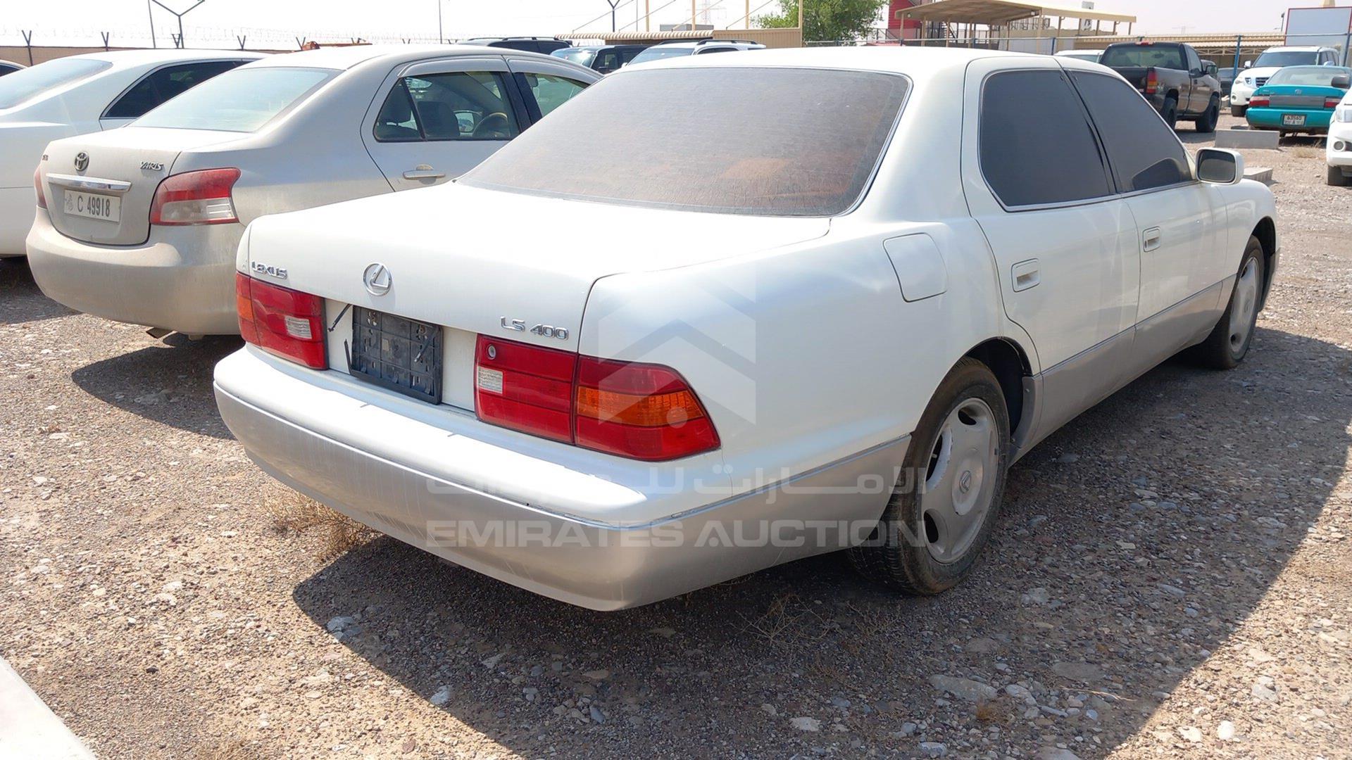 1998 LEXUS LS400 VIN: JT8BH28F2W0127829
