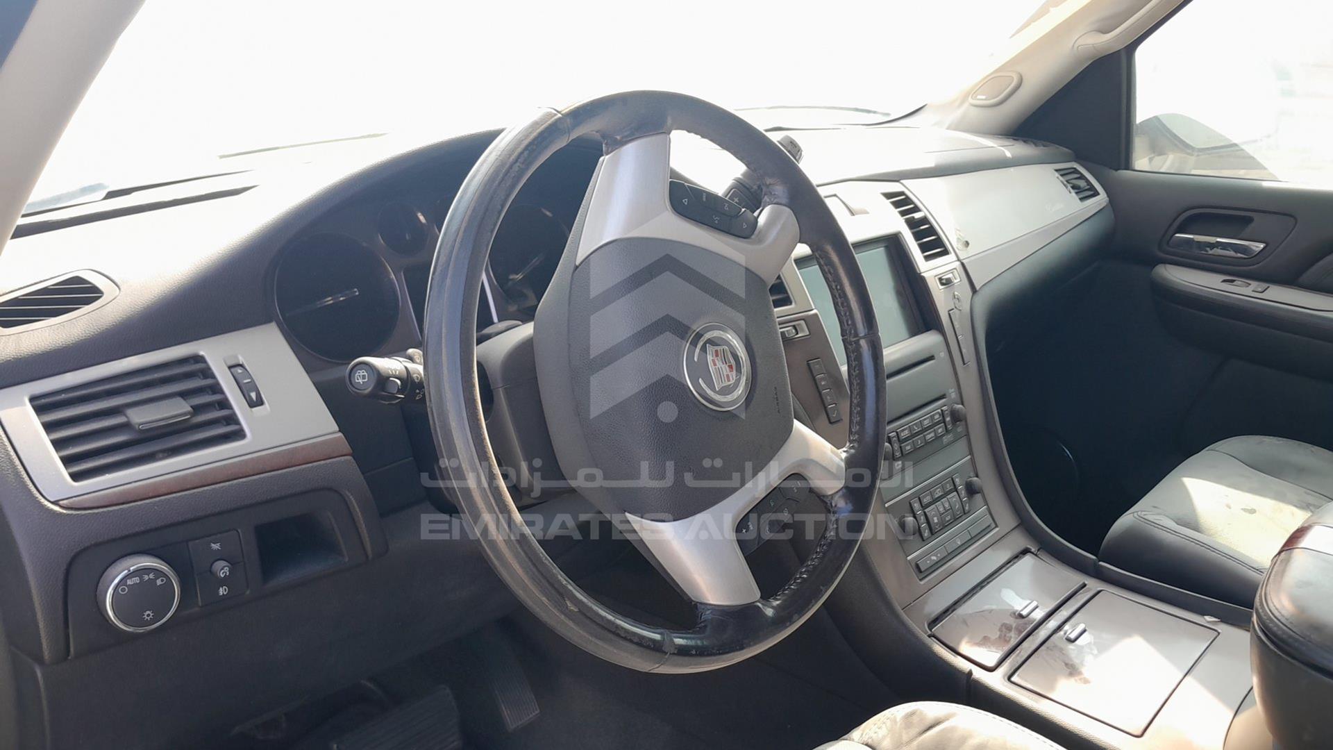 2007 CADILLAC ESCALADE VIN: 1GYFK668X7R196601