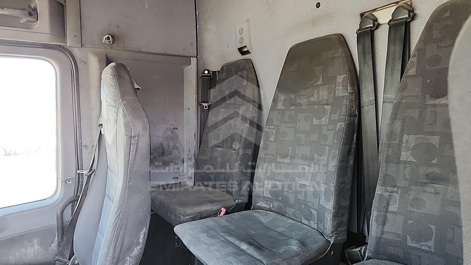 2008 MERCEDES ACTROS VIN: WDAKHCAA58L280327