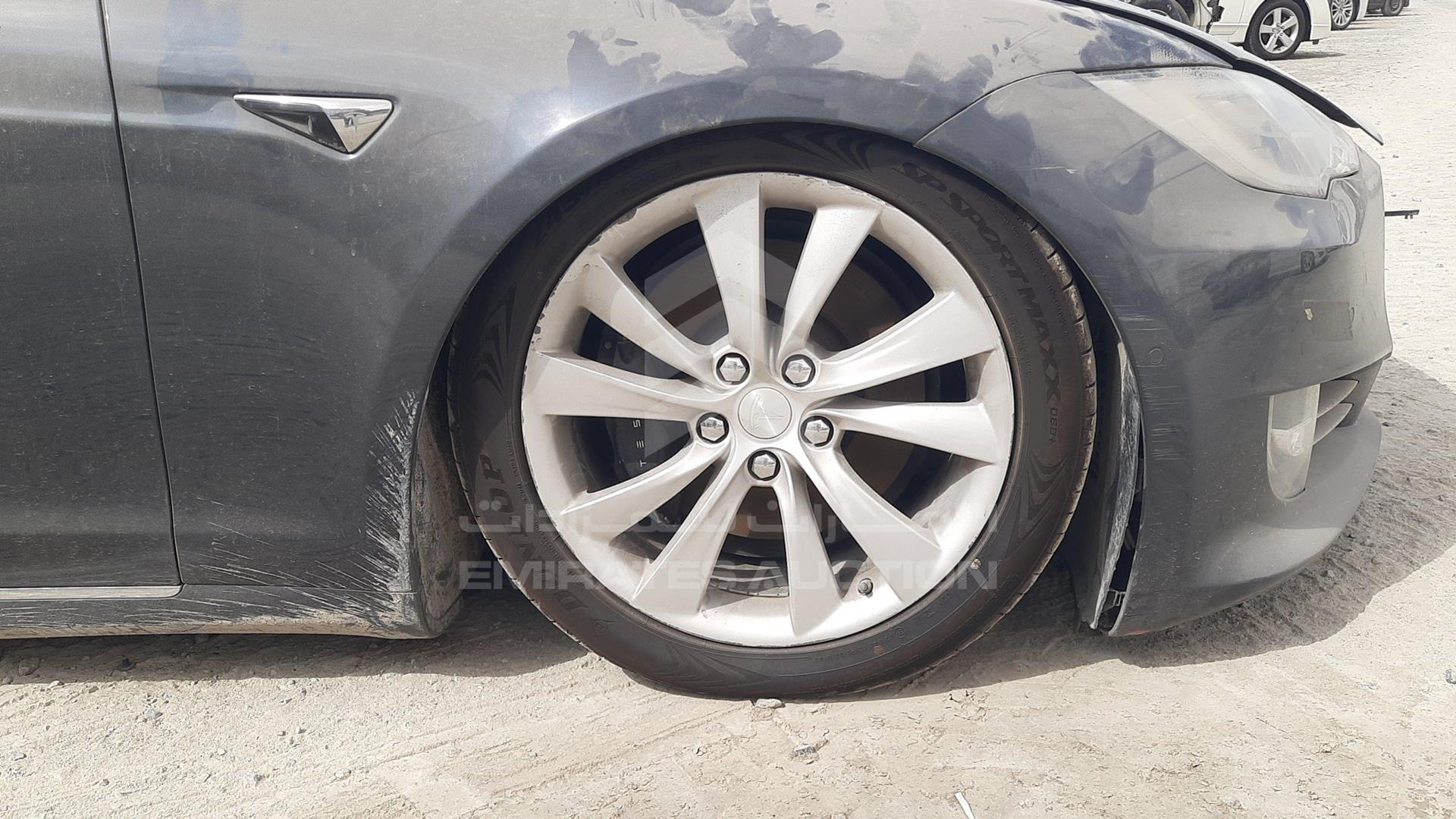 2017 TESLA MODEL S VIN: 5YJSA7E28HF204468