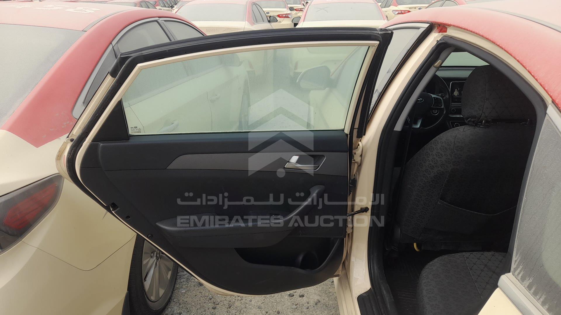 2019 HYUNDAI SONATA VIN: KMHE24130KA092946